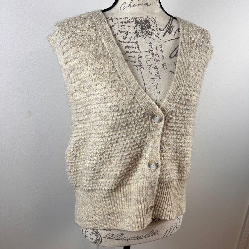 No Boundaries Knit Sweater Vest Womens XXL Beige Button Front V-Neck Boucle - Picture 2 of 10